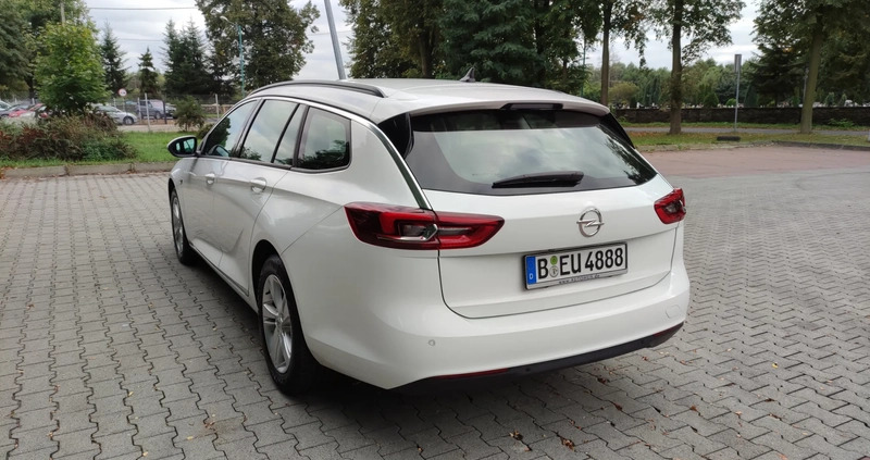 Opel Insignia cena 44900 przebieg: 227000, rok produkcji 2018 z Praszka małe 667